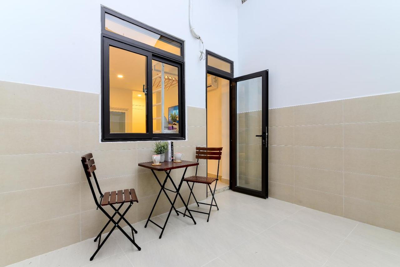 Cozrum Homes - Rivera Corner Ho Chi Minh-staden Exteriör bild